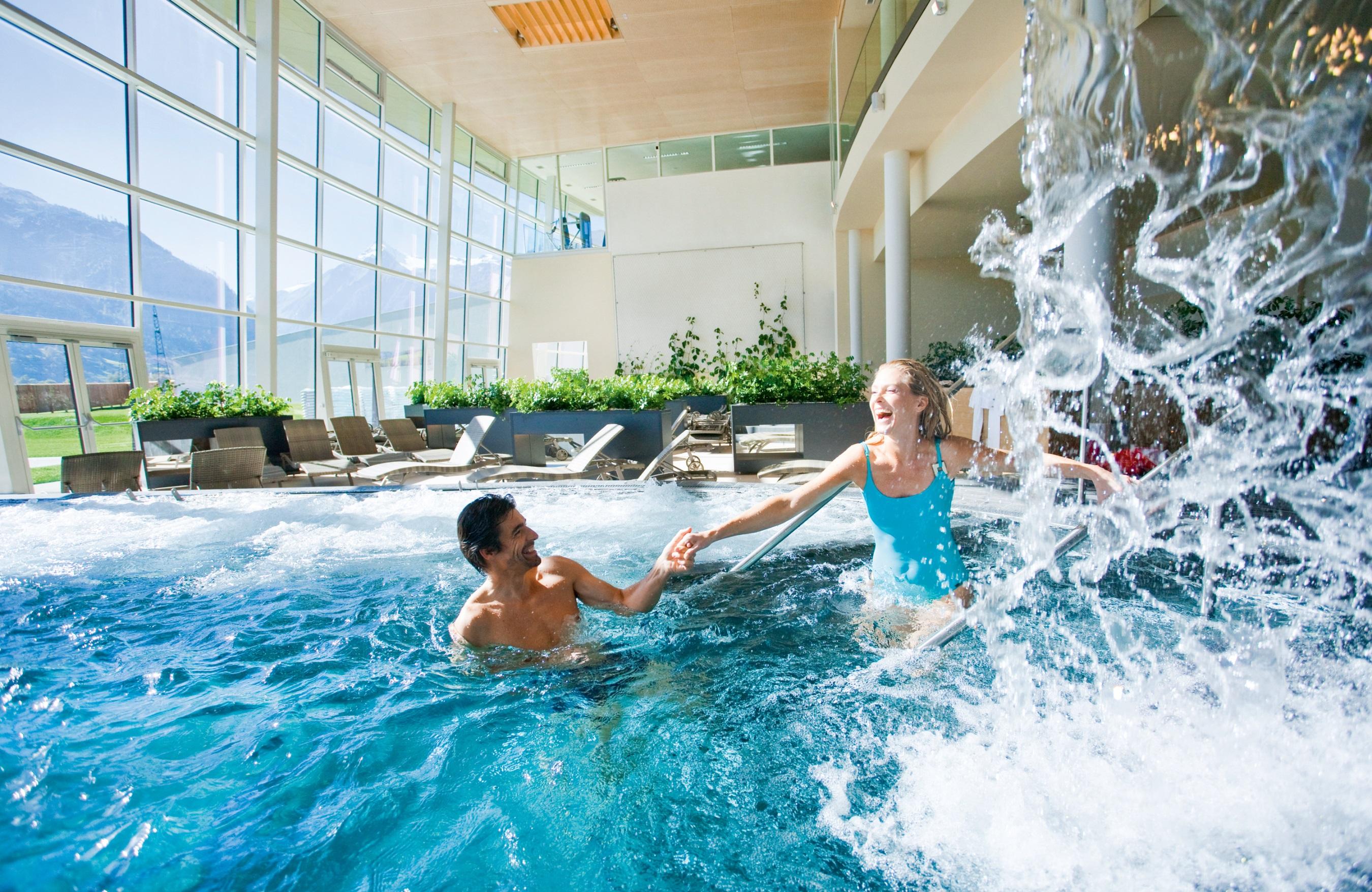 Tauern Spa Hotel & Therme Kaprun Exterior foto