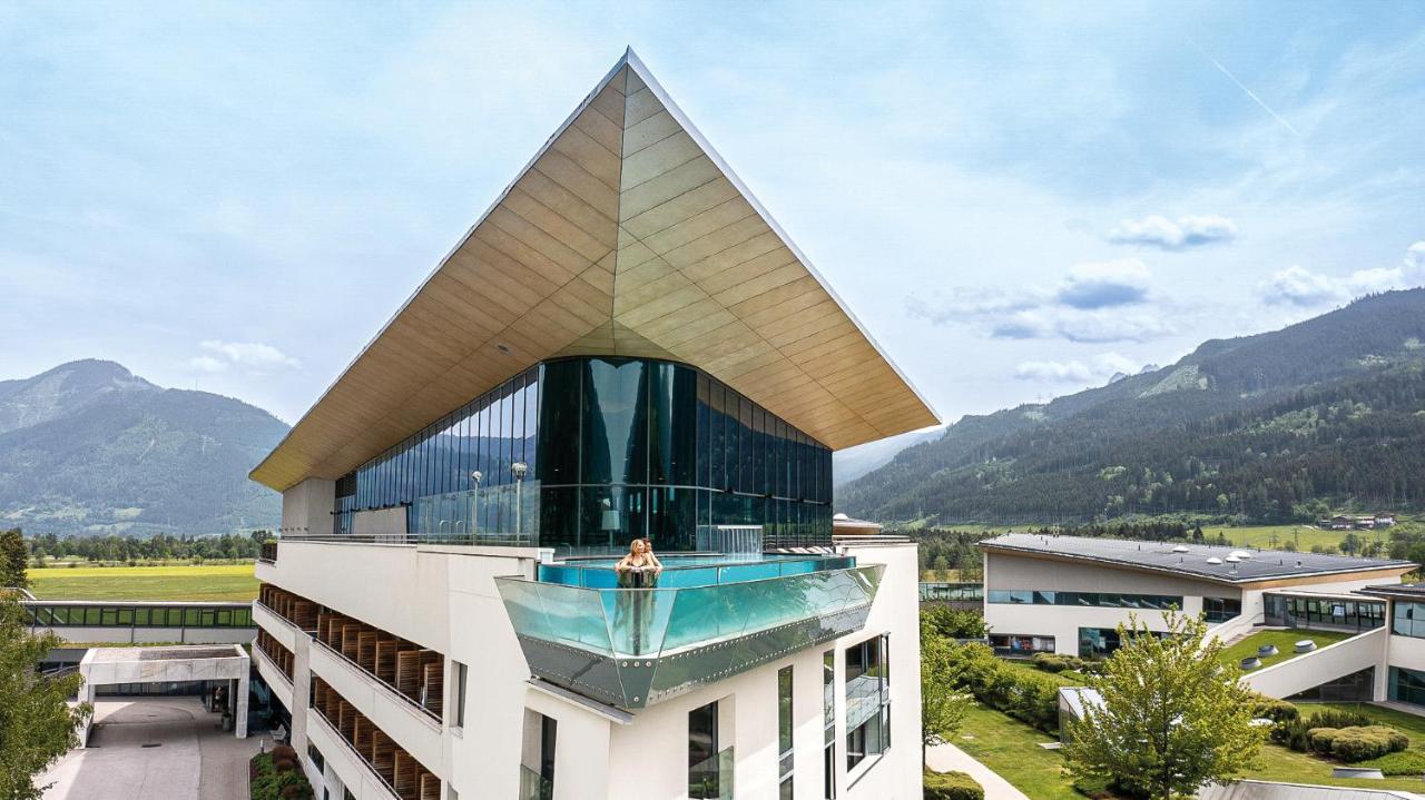 Tauern Spa Hotel & Therme Kaprun Exterior foto