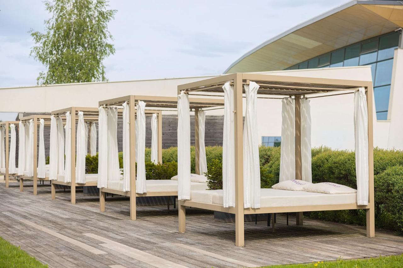 Tauern Spa Hotel & Therme Kaprun Exterior foto