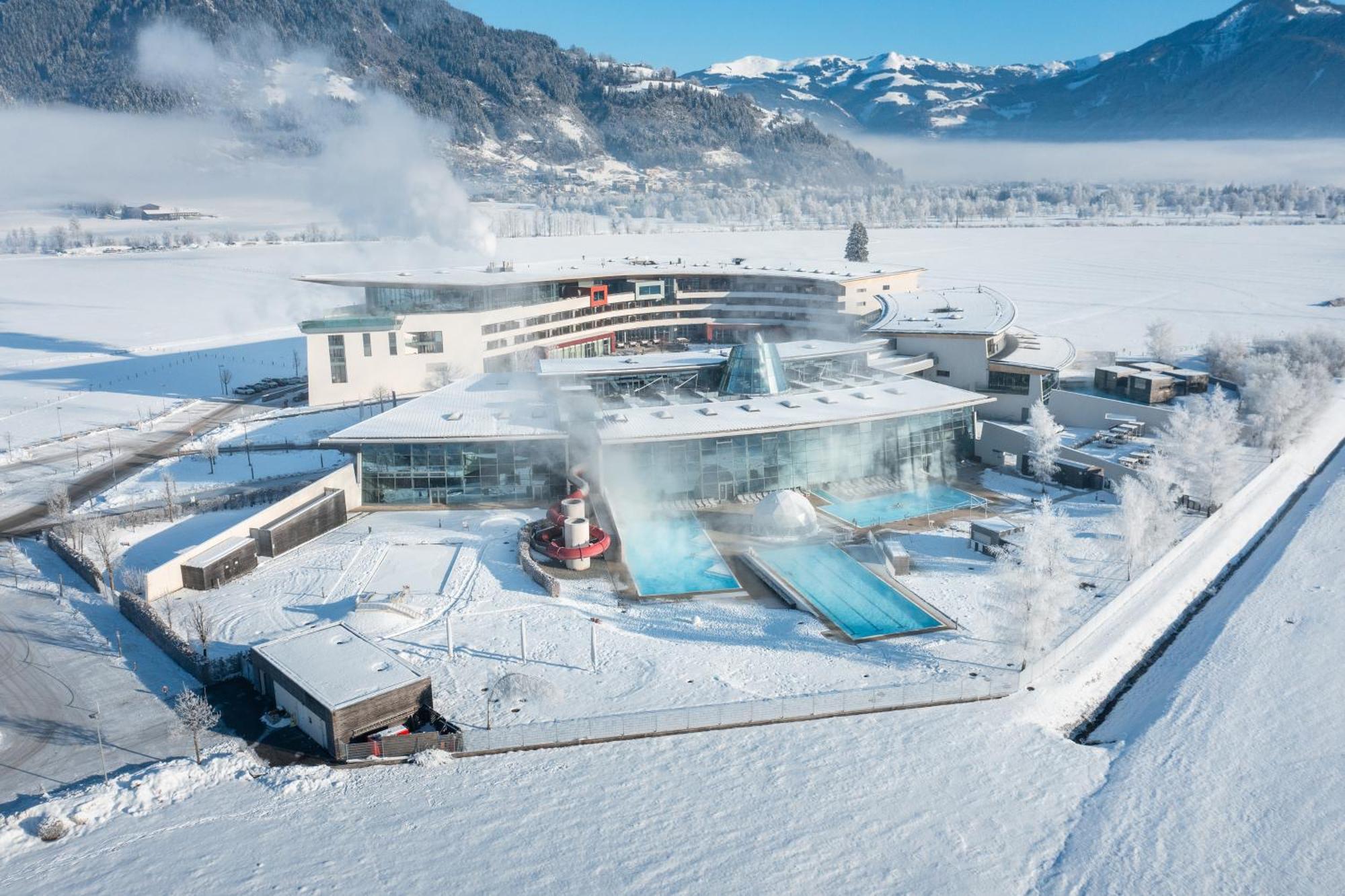 Tauern Spa Hotel & Therme Kaprun Exterior foto